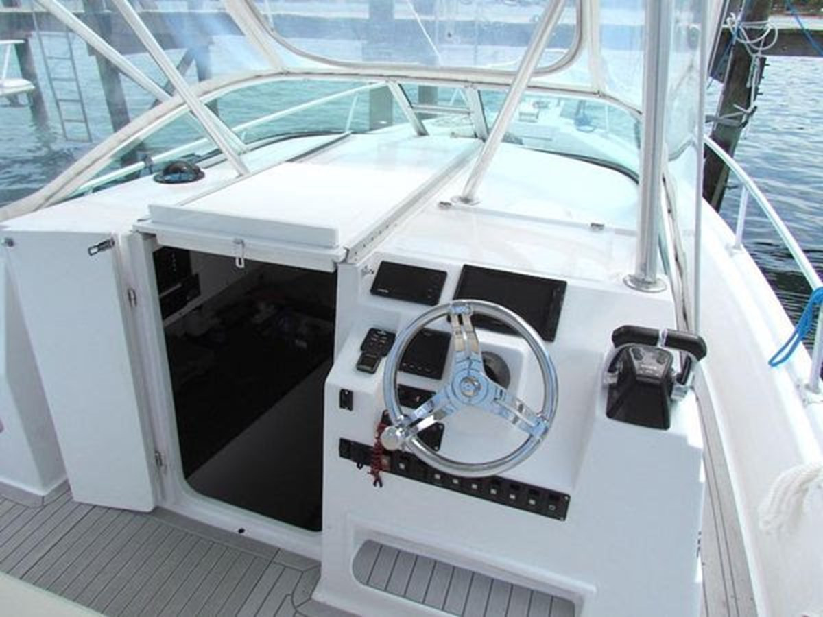 https://arconyachts.ams3.digitaloceanspaces.com/183870/conversions/large_3973681-optimize.jpg