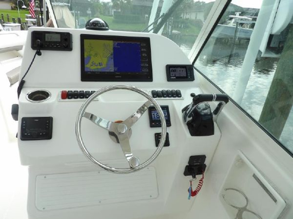https://arconyachts.ams3.digitaloceanspaces.com/183879/conversions/large_3940113-optimize.jpg