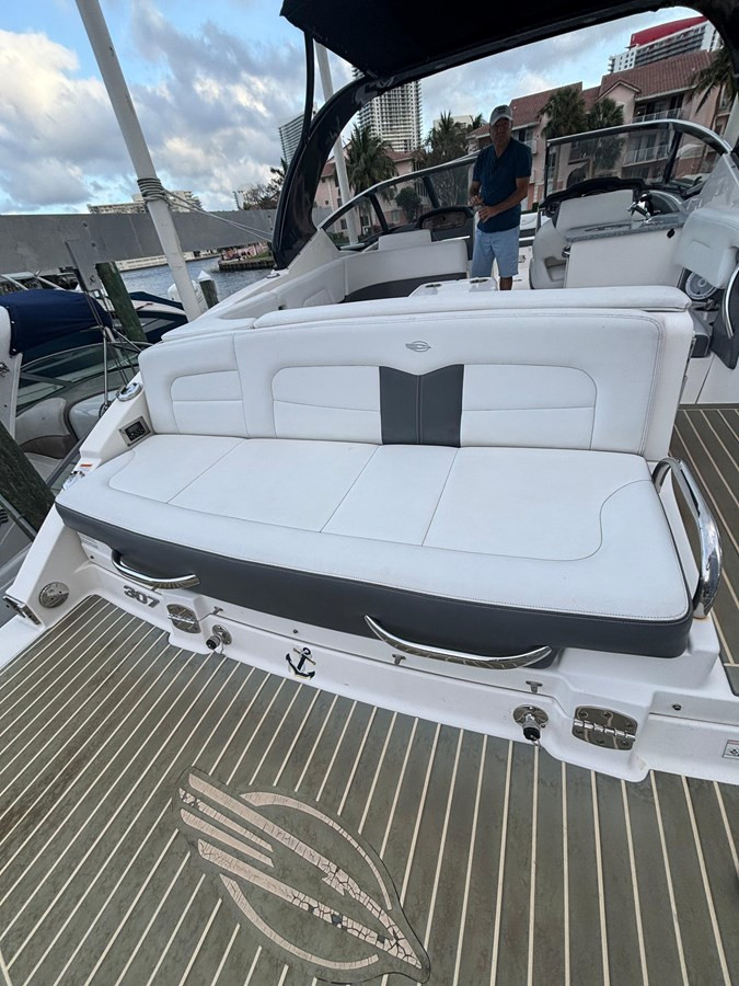 https://arconyachts.ams3.digitaloceanspaces.com/184119/conversions/large_4209974-optimize.jpg