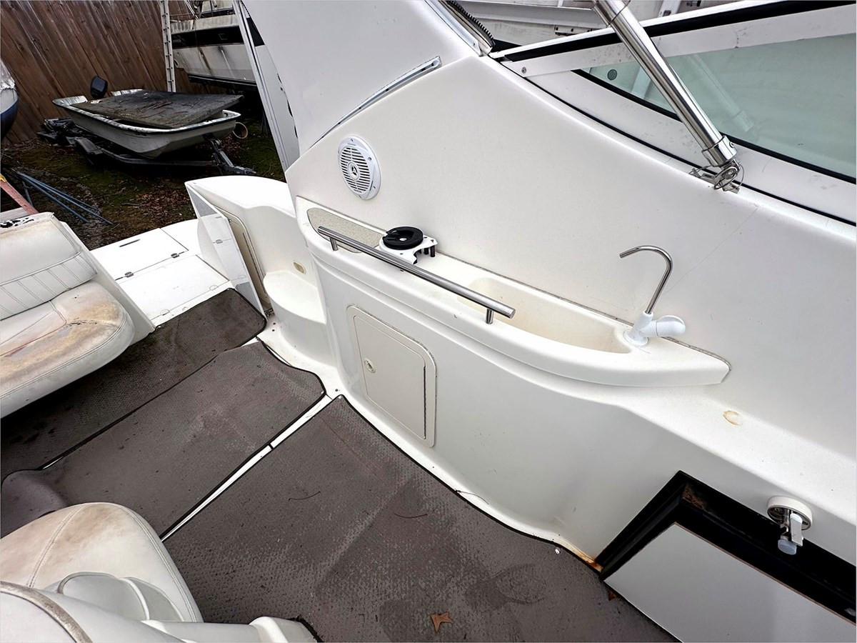 https://arconyachts.ams3.digitaloceanspaces.com/184289/conversions/large_4277871-optimize.jpg