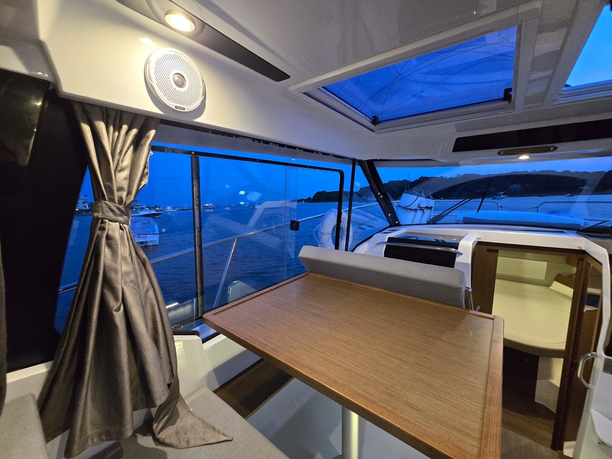 https://arconyachts.ams3.digitaloceanspaces.com/184449/conversions/large_4550009-optimize.jpg