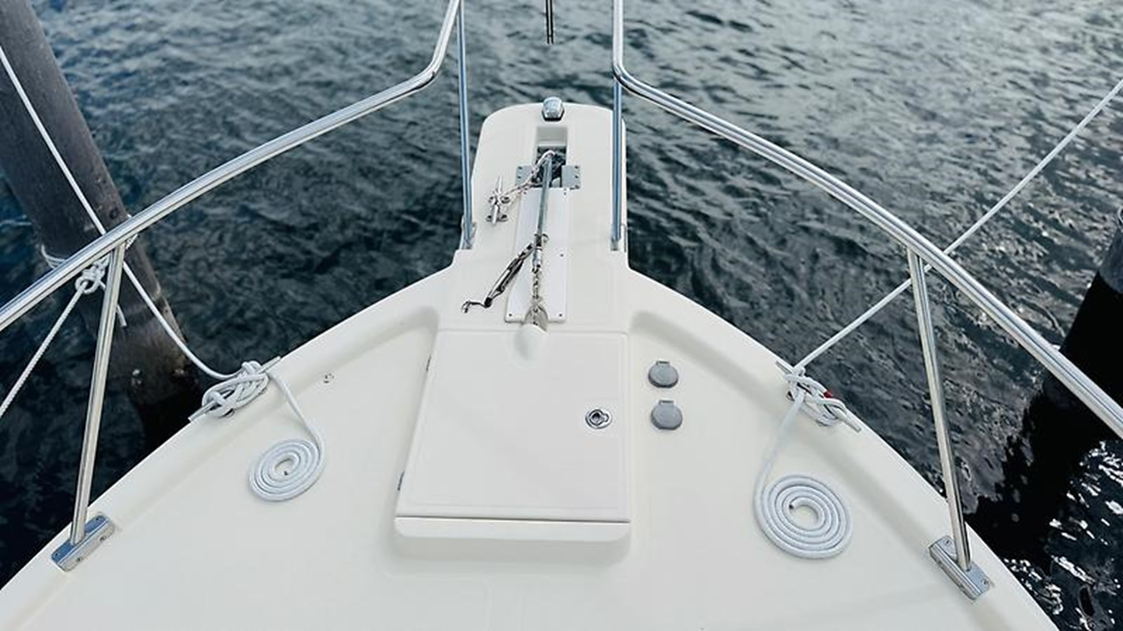 https://arconyachts.ams3.digitaloceanspaces.com/184567/conversions/large_4652567-optimize.jpg