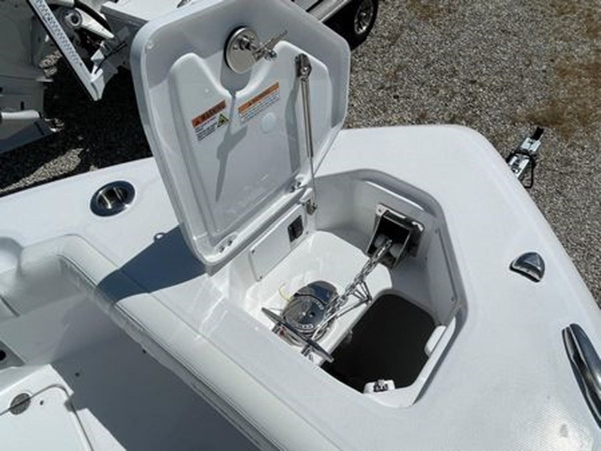 https://arconyachts.ams3.digitaloceanspaces.com/184569/conversions/large_4596821-optimize.jpg