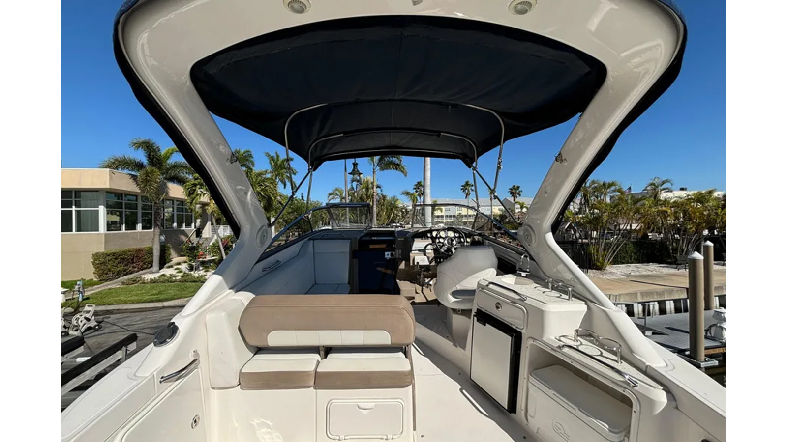 https://arconyachts.ams3.digitaloceanspaces.com/184605/conversions/large_4723380-optimize.jpg