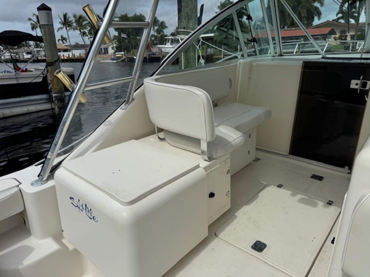 https://arconyachts.ams3.digitaloceanspaces.com/184646/conversions/large_4724377-optimize.jpg