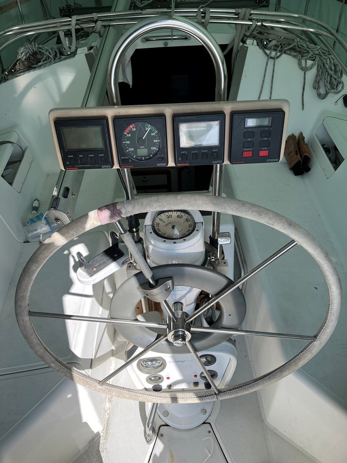 https://arconyachts.ams3.digitaloceanspaces.com/184723/conversions/large_4111781-optimize.jpg