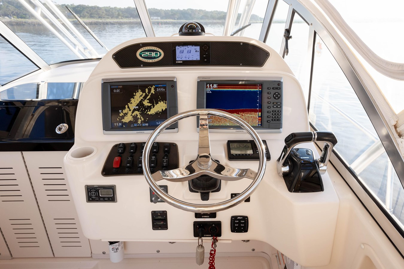 https://arconyachts.ams3.digitaloceanspaces.com/185001/conversions/large_4119098-optimize.jpg