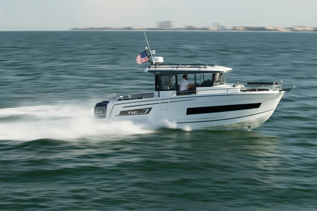 https://arconyachts.ams3.digitaloceanspaces.com/185325/conversions/large_4109422-optimize.jpg