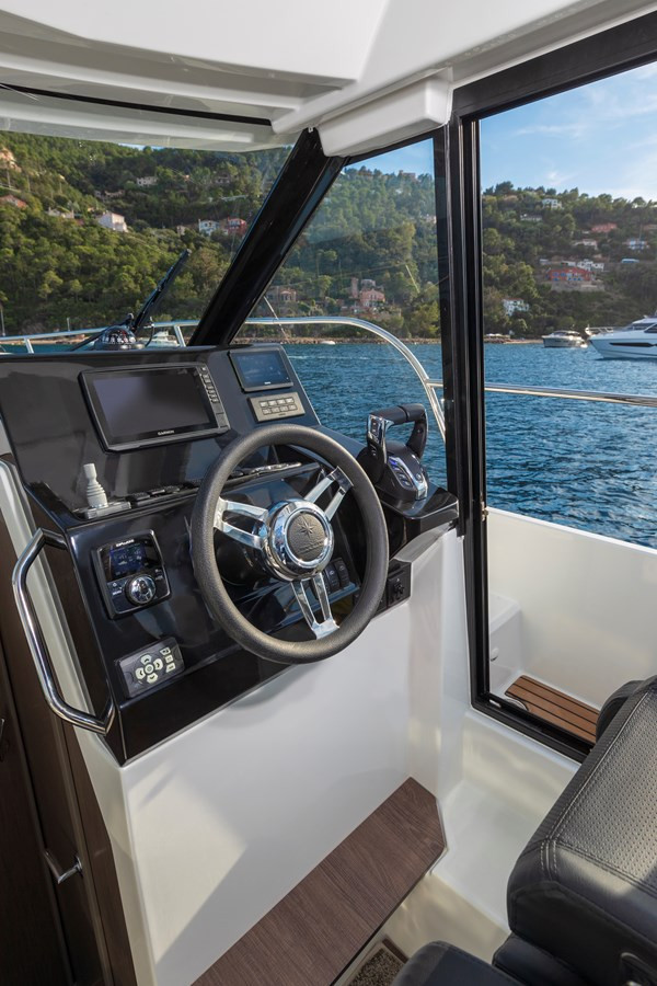 https://arconyachts.ams3.digitaloceanspaces.com/185338/conversions/large_4648006-optimize.jpg