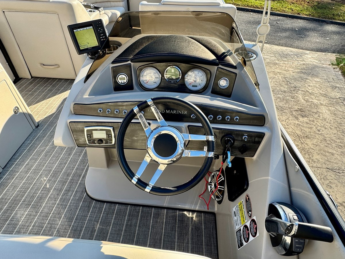 https://arconyachts.ams3.digitaloceanspaces.com/185355/conversions/large_4511724-optimize.jpg
