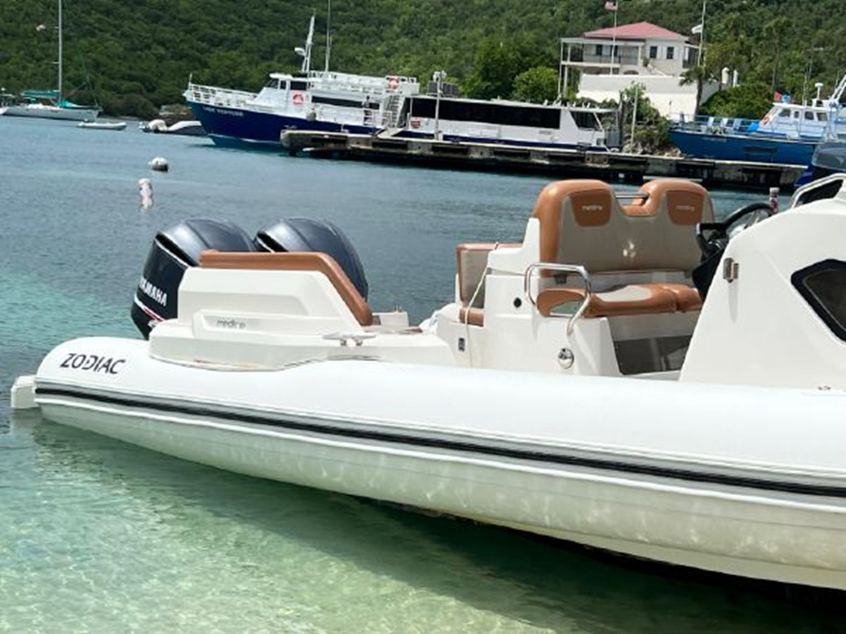 https://arconyachts.ams3.digitaloceanspaces.com/185453/conversions/large_3917517-optimize.jpg