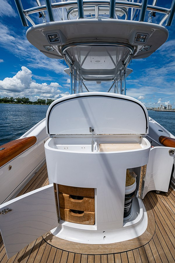 https://arconyachts.ams3.digitaloceanspaces.com/185522/conversions/large_4361135-optimize.jpg