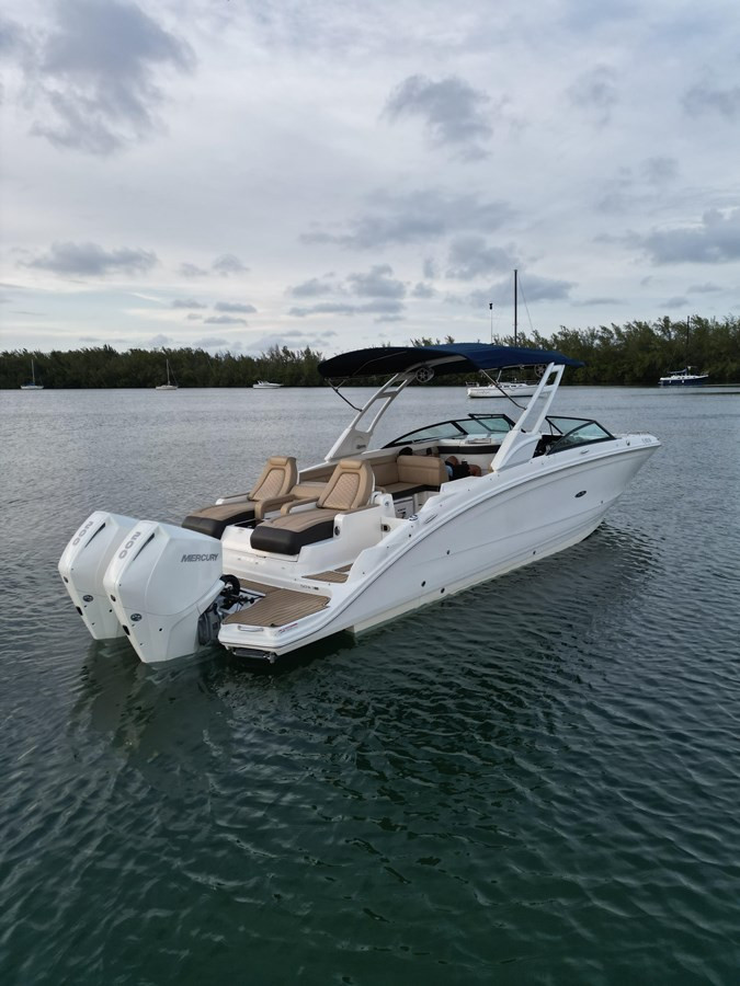https://arconyachts.ams3.digitaloceanspaces.com/185566/conversions/large_4718381-optimize.jpg