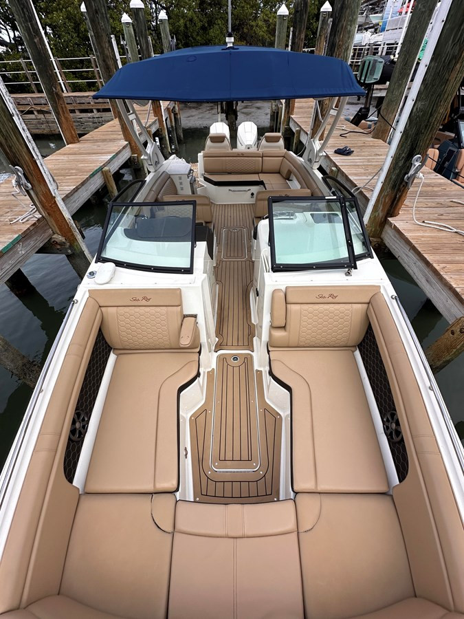 https://arconyachts.ams3.digitaloceanspaces.com/185601/conversions/large_4718396-optimize.jpg