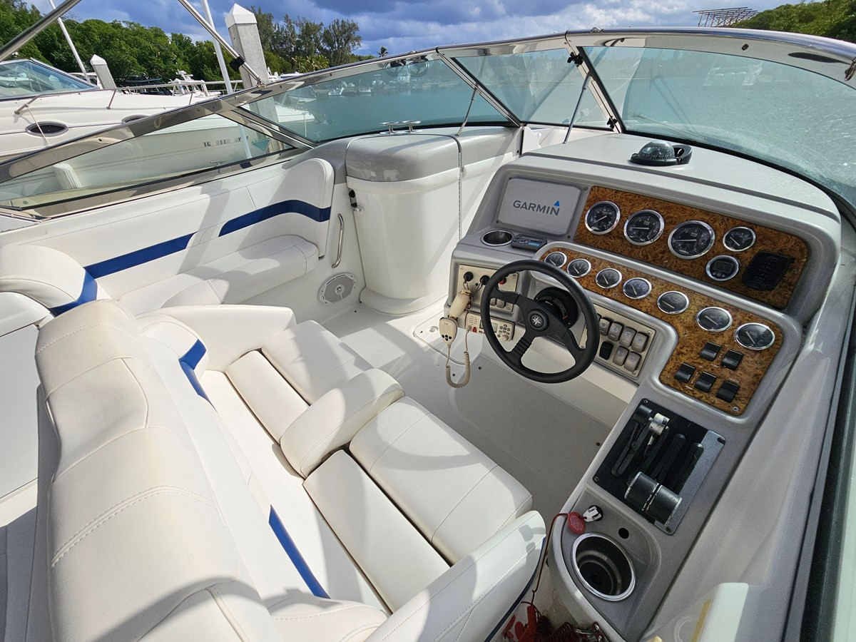 https://arconyachts.ams3.digitaloceanspaces.com/185786/conversions/large_4122487-optimize.jpg
