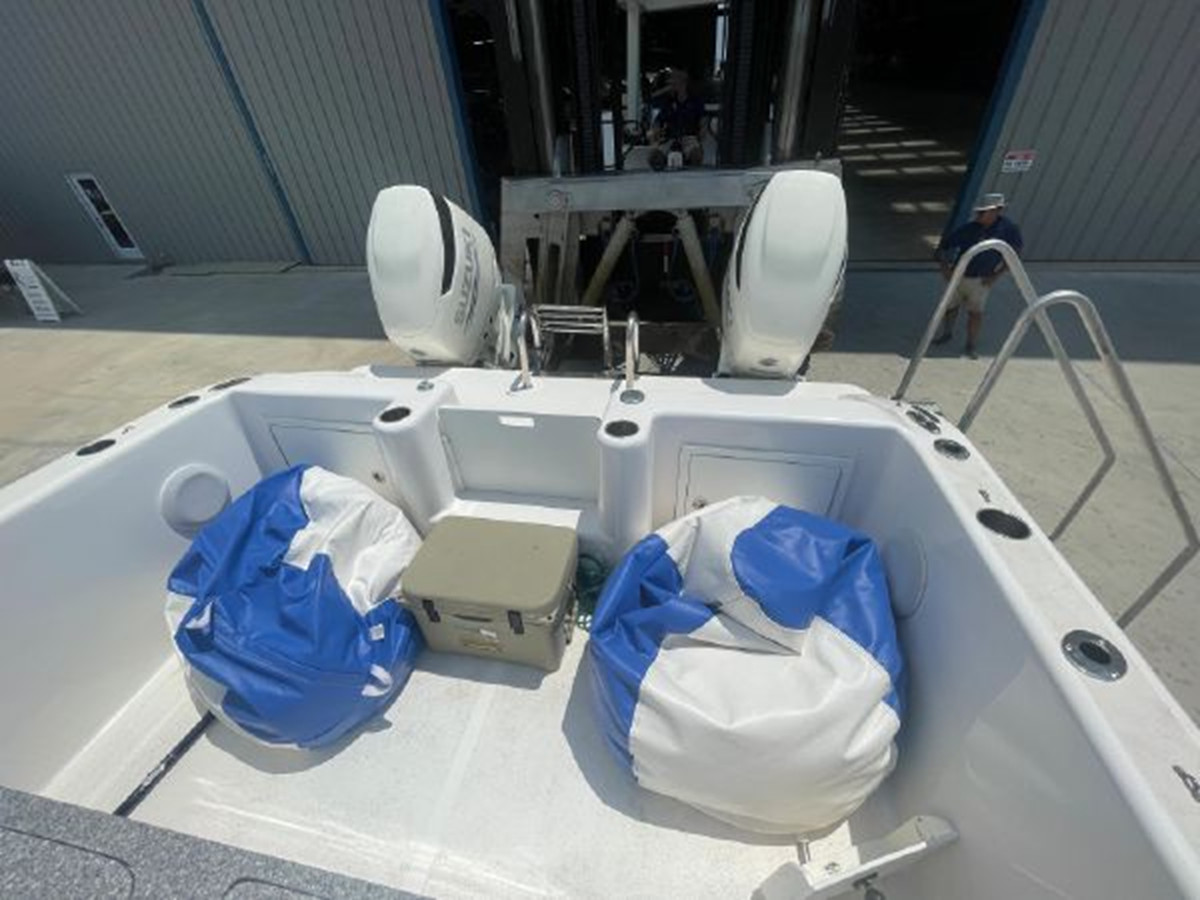 https://arconyachts.ams3.digitaloceanspaces.com/185801/conversions/large_3918648-optimize.jpg