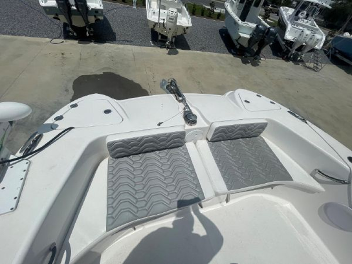 https://arconyachts.ams3.digitaloceanspaces.com/185807/conversions/large_3918650-optimize.jpg