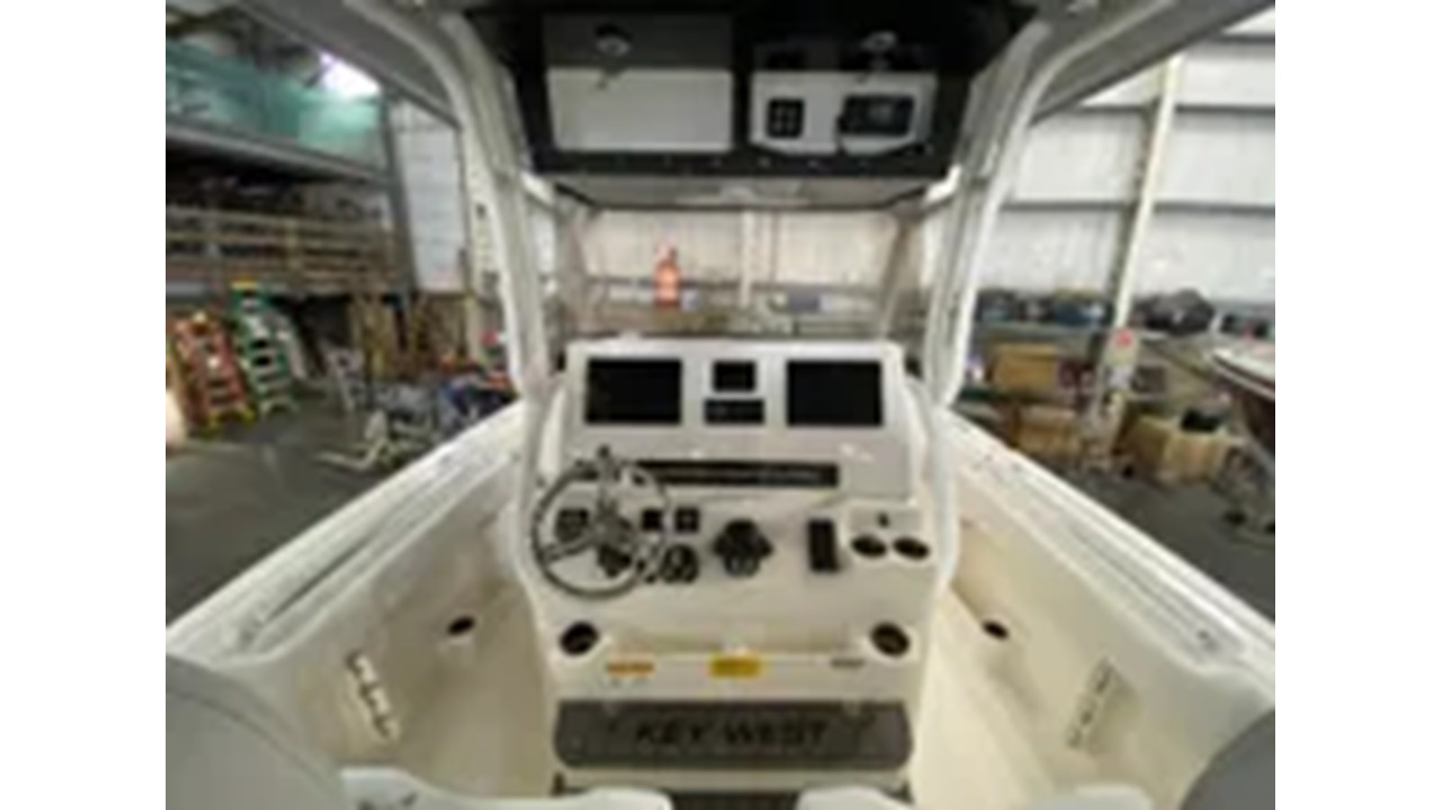 https://arconyachts.ams3.digitaloceanspaces.com/185957/conversions/large_4325954-optimize.jpg
