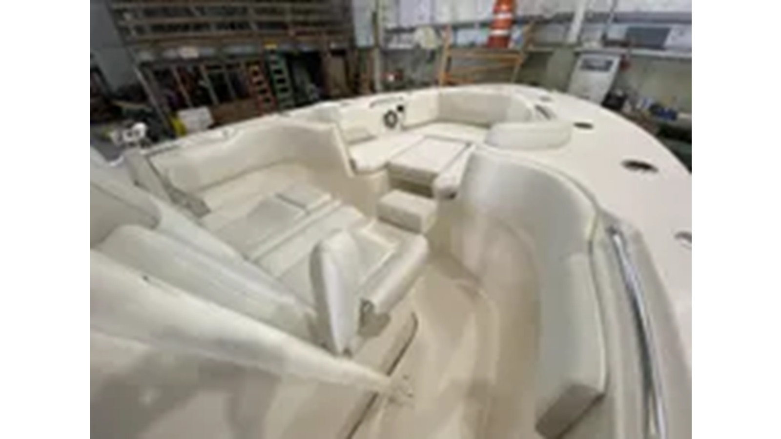 https://arconyachts.ams3.digitaloceanspaces.com/185979/conversions/large_4325962-optimize.jpg