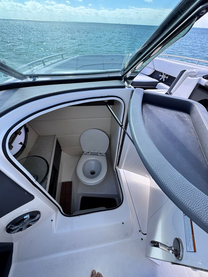 https://arconyachts.ams3.digitaloceanspaces.com/186042/conversions/large_4521782-optimize.jpg