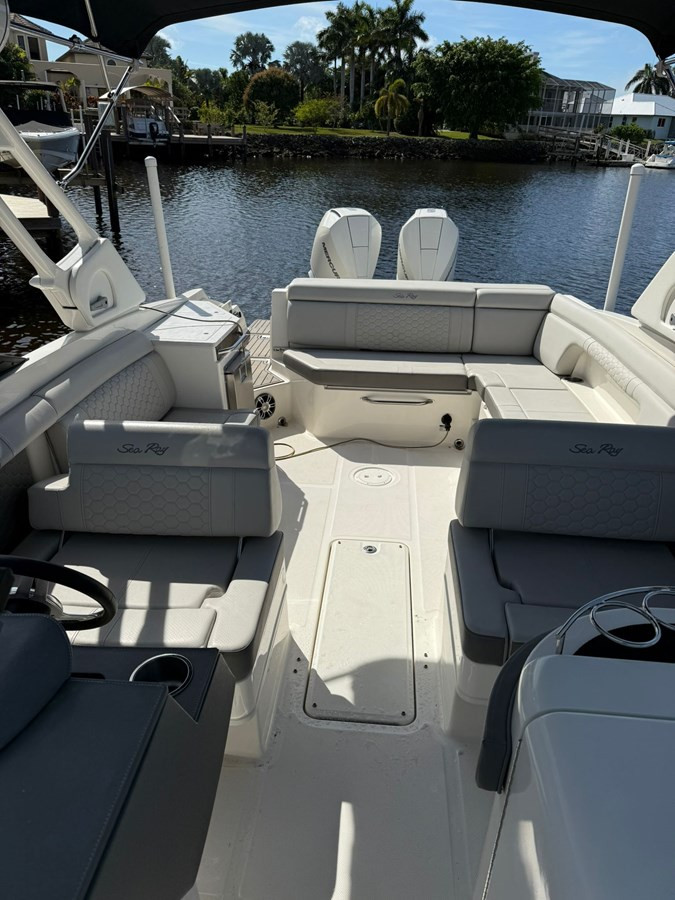 https://arconyachts.ams3.digitaloceanspaces.com/186049/conversions/large_4532412-optimize.jpg