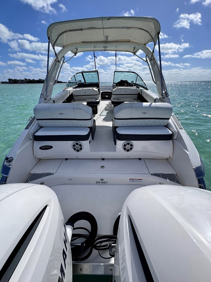 https://arconyachts.ams3.digitaloceanspaces.com/186115/conversions/large_4521811-optimize.jpg