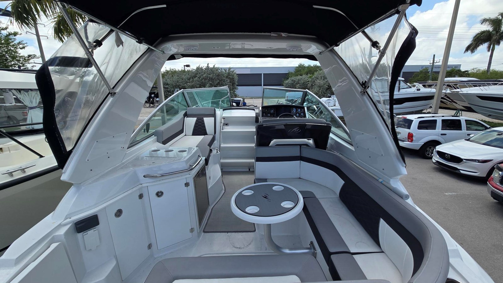https://arconyachts.ams3.digitaloceanspaces.com/186204/conversions/large_4654322-optimize.jpg