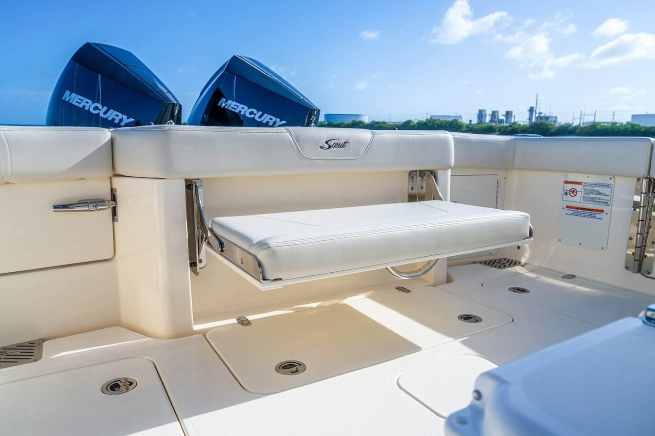https://arconyachts.ams3.digitaloceanspaces.com/186277/conversions/large_4738693-optimize.jpg