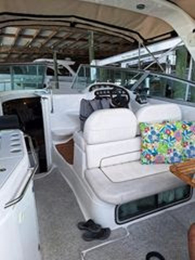 2001 MONTEREY 282 CRUISER