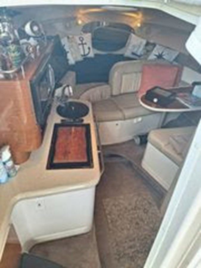 2001 MONTEREY 282 CRUISER