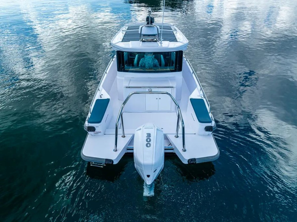 https://arconyachts.ams3.digitaloceanspaces.com/186341/conversions/large_4143246-optimize.jpg