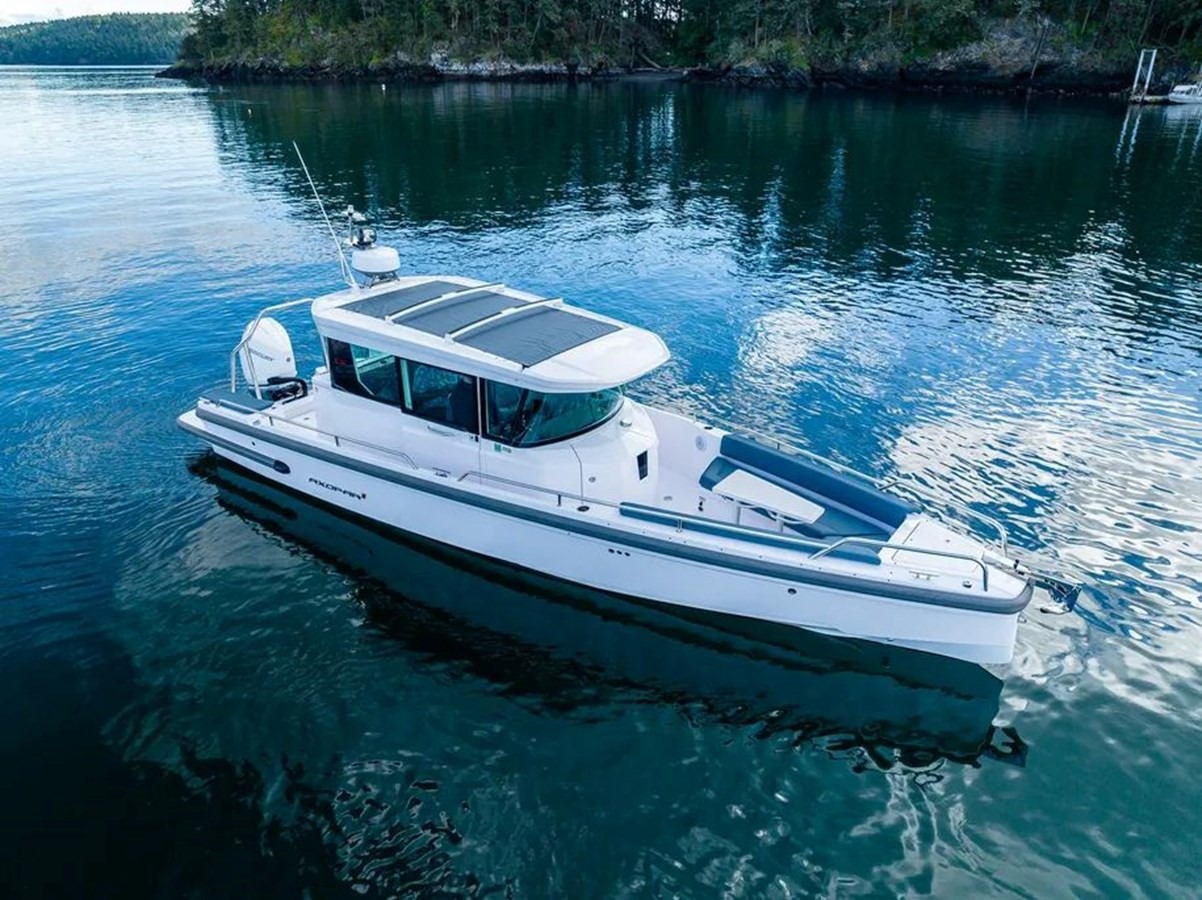 https://arconyachts.ams3.digitaloceanspaces.com/186344/conversions/large_4143247-optimize.jpg