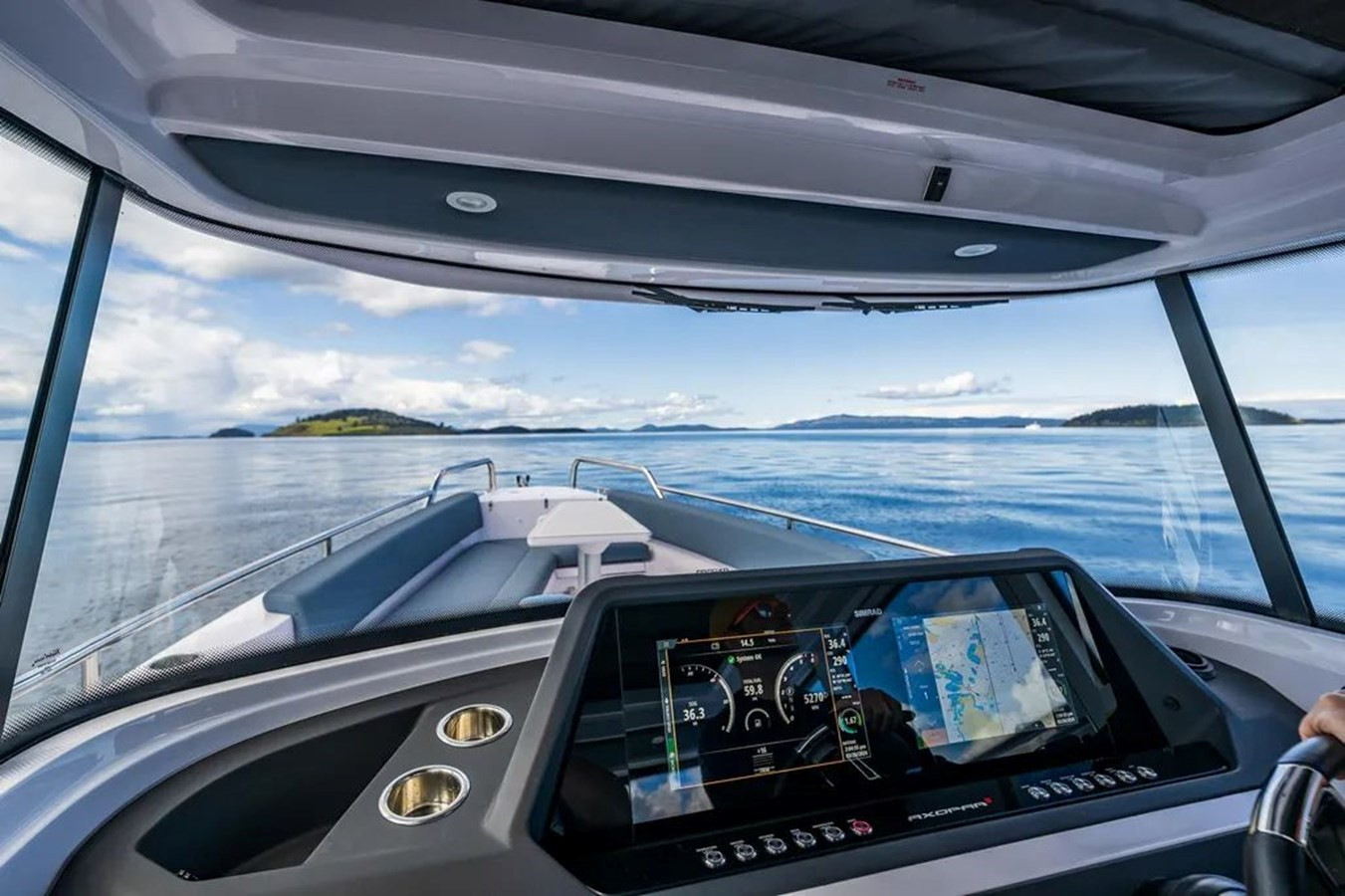 https://arconyachts.ams3.digitaloceanspaces.com/186368/conversions/large_4143256-optimize.jpg