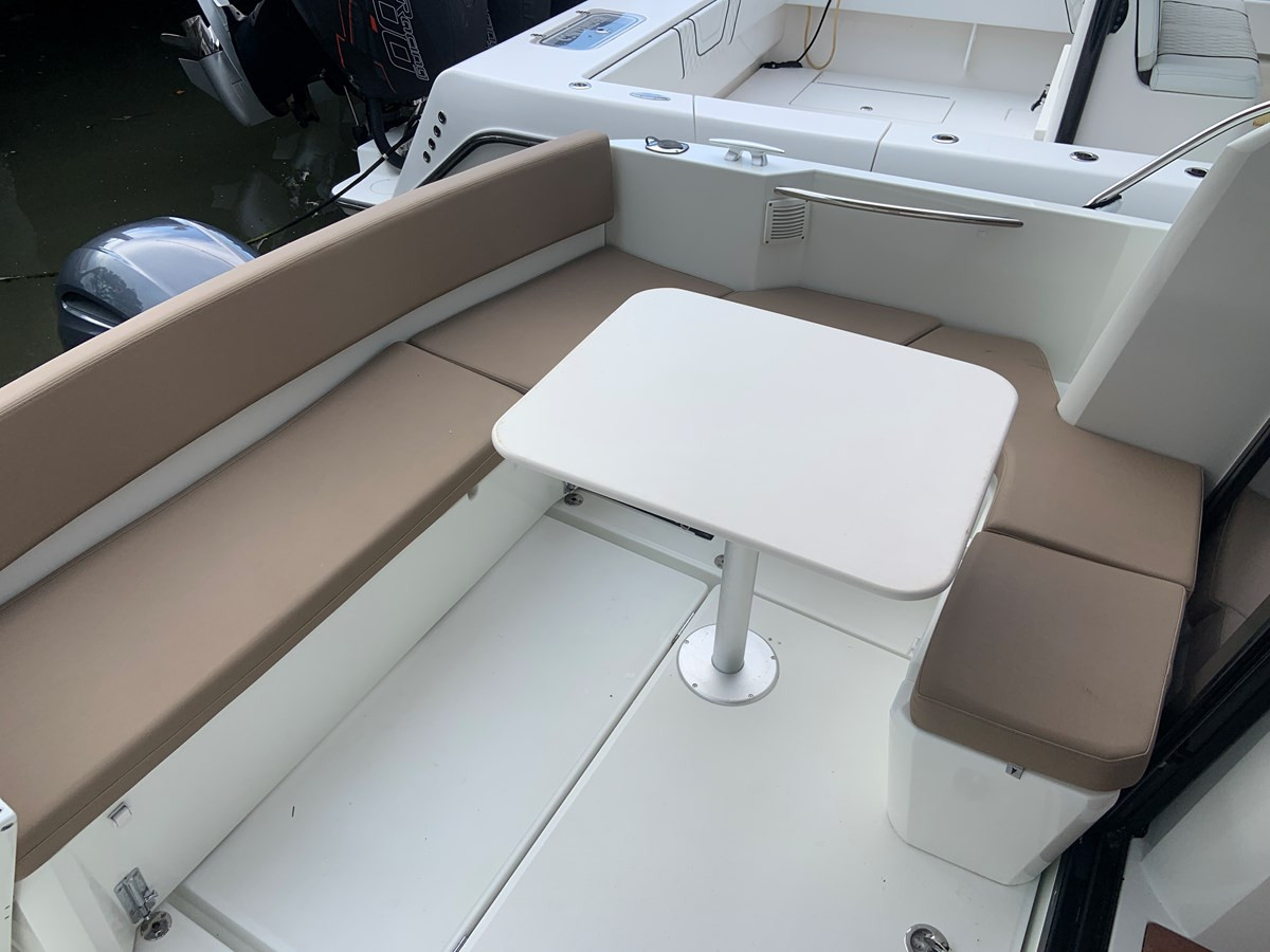 https://arconyachts.ams3.digitaloceanspaces.com/186407/conversions/large_4683944-optimize.jpg