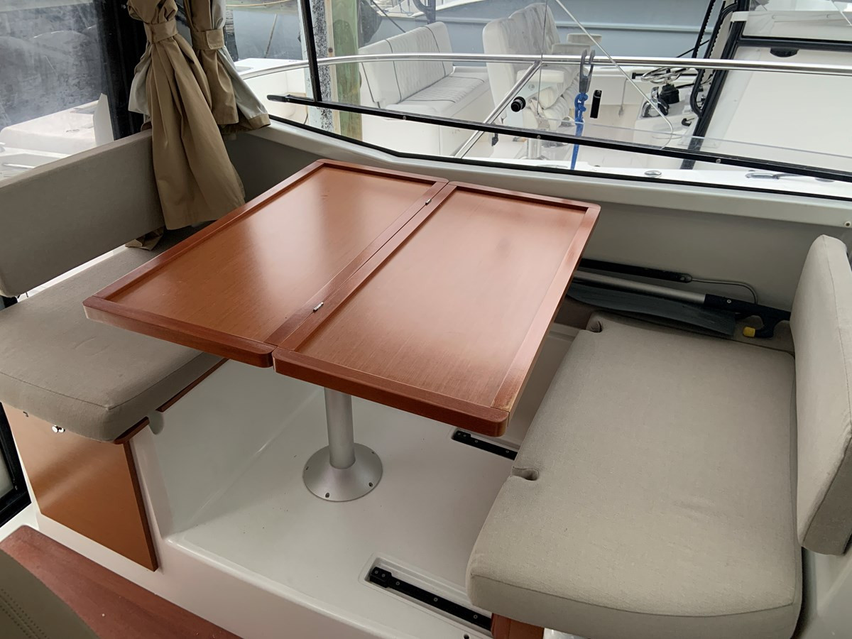 https://arconyachts.ams3.digitaloceanspaces.com/186424/conversions/large_4683956-optimize.jpg