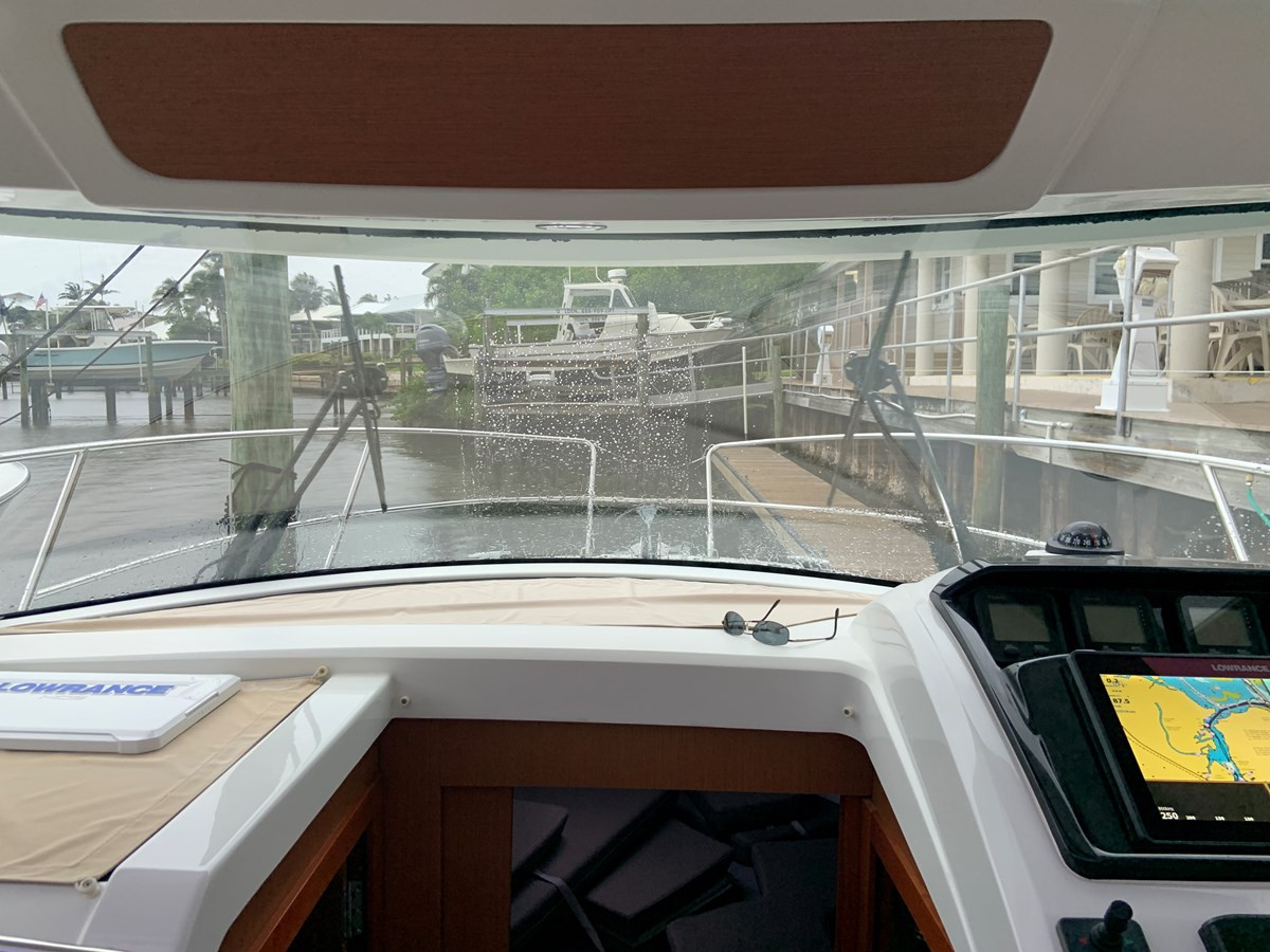 https://arconyachts.ams3.digitaloceanspaces.com/186461/conversions/large_4683965-optimize.jpg