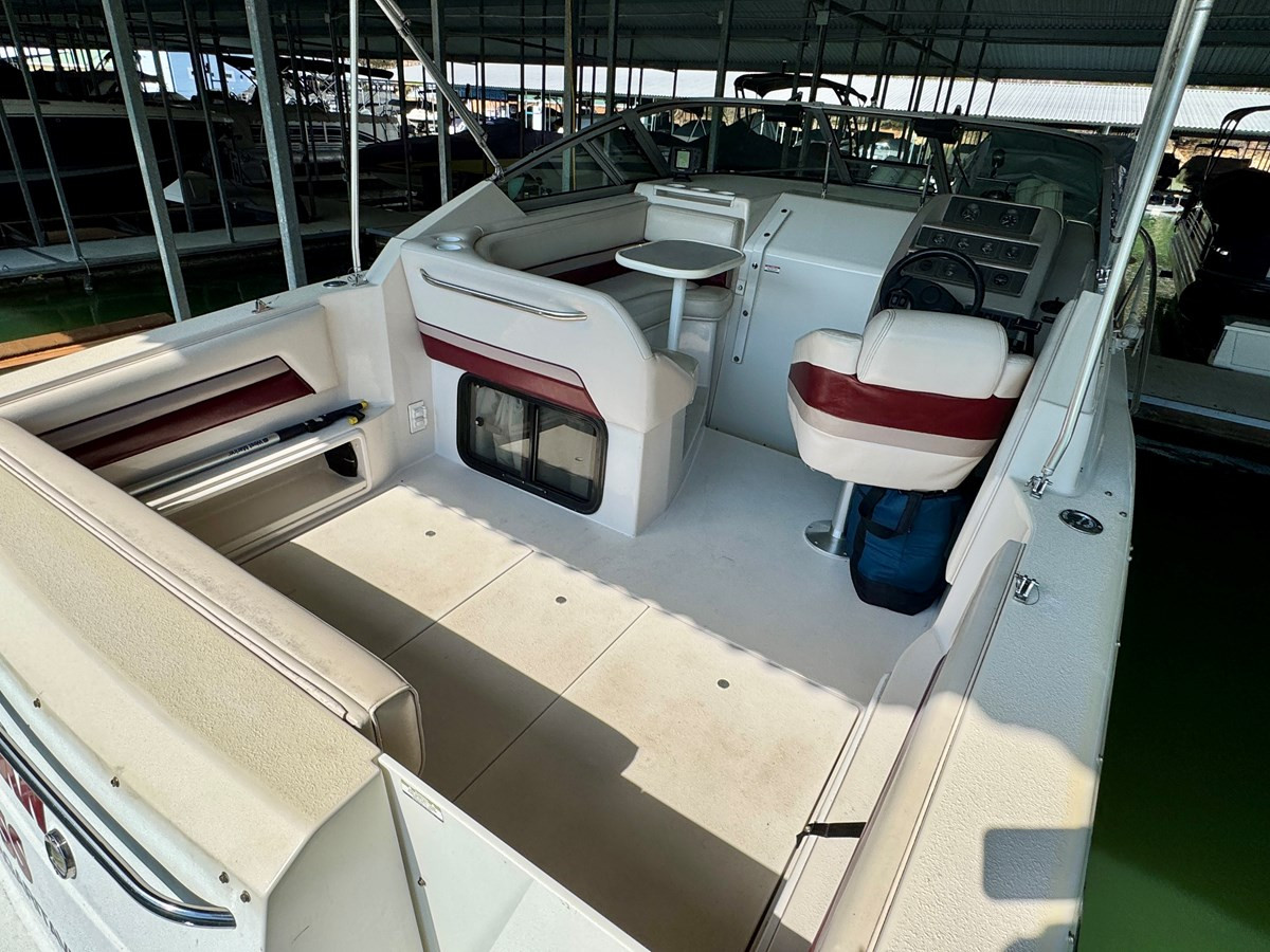 https://arconyachts.ams3.digitaloceanspaces.com/186535/conversions/large_4650626-optimize.jpg