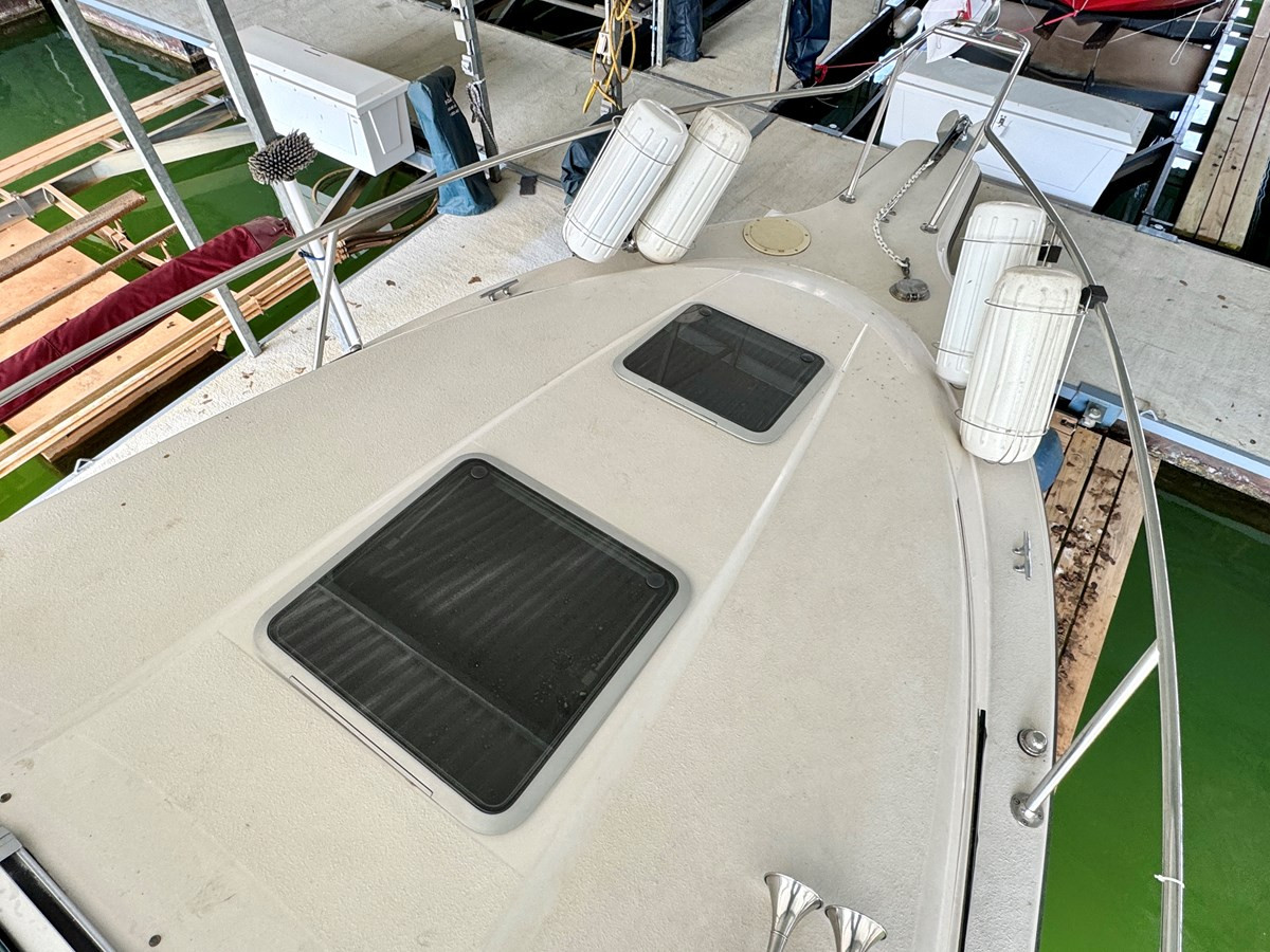 https://arconyachts.ams3.digitaloceanspaces.com/186580/conversions/large_4650641-optimize.jpg