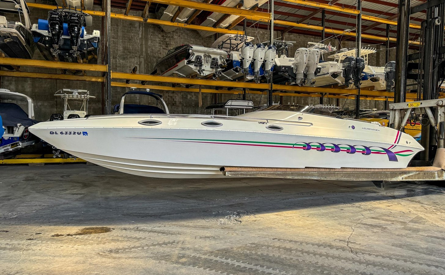 https://arconyachts.ams3.digitaloceanspaces.com/186635/conversions/large_4241955-optimize.jpg