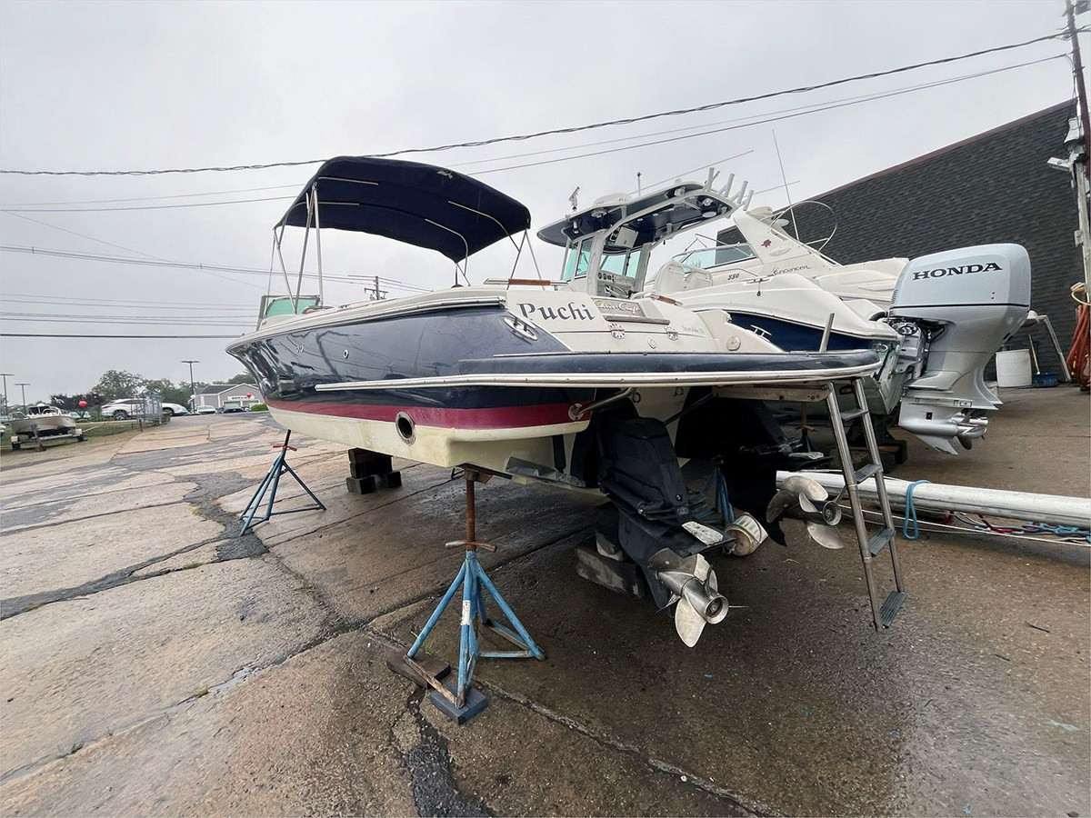 28' CHRIS CRAFT 2010 28 LAUNCH