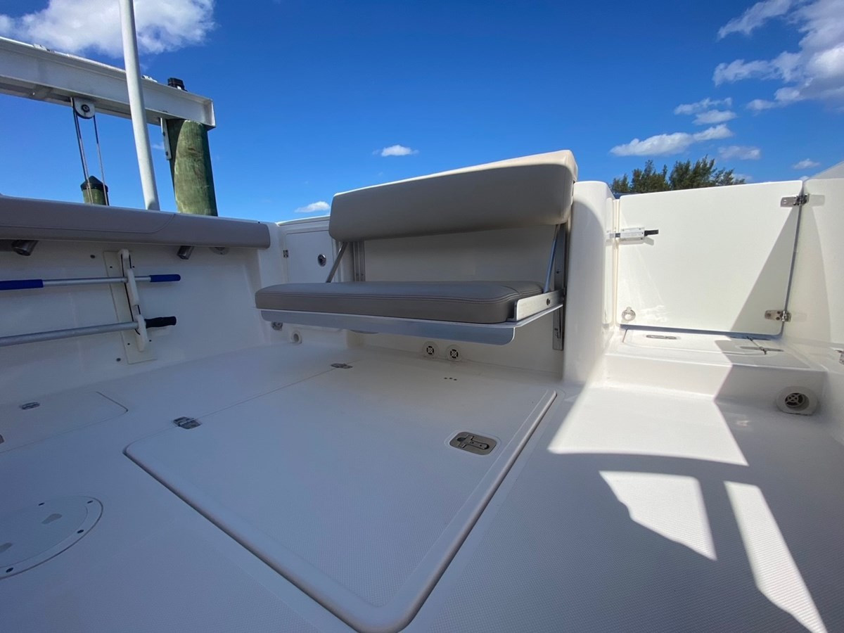 https://arconyachts.ams3.digitaloceanspaces.com/186875/conversions/large_3356467-optimize.jpg