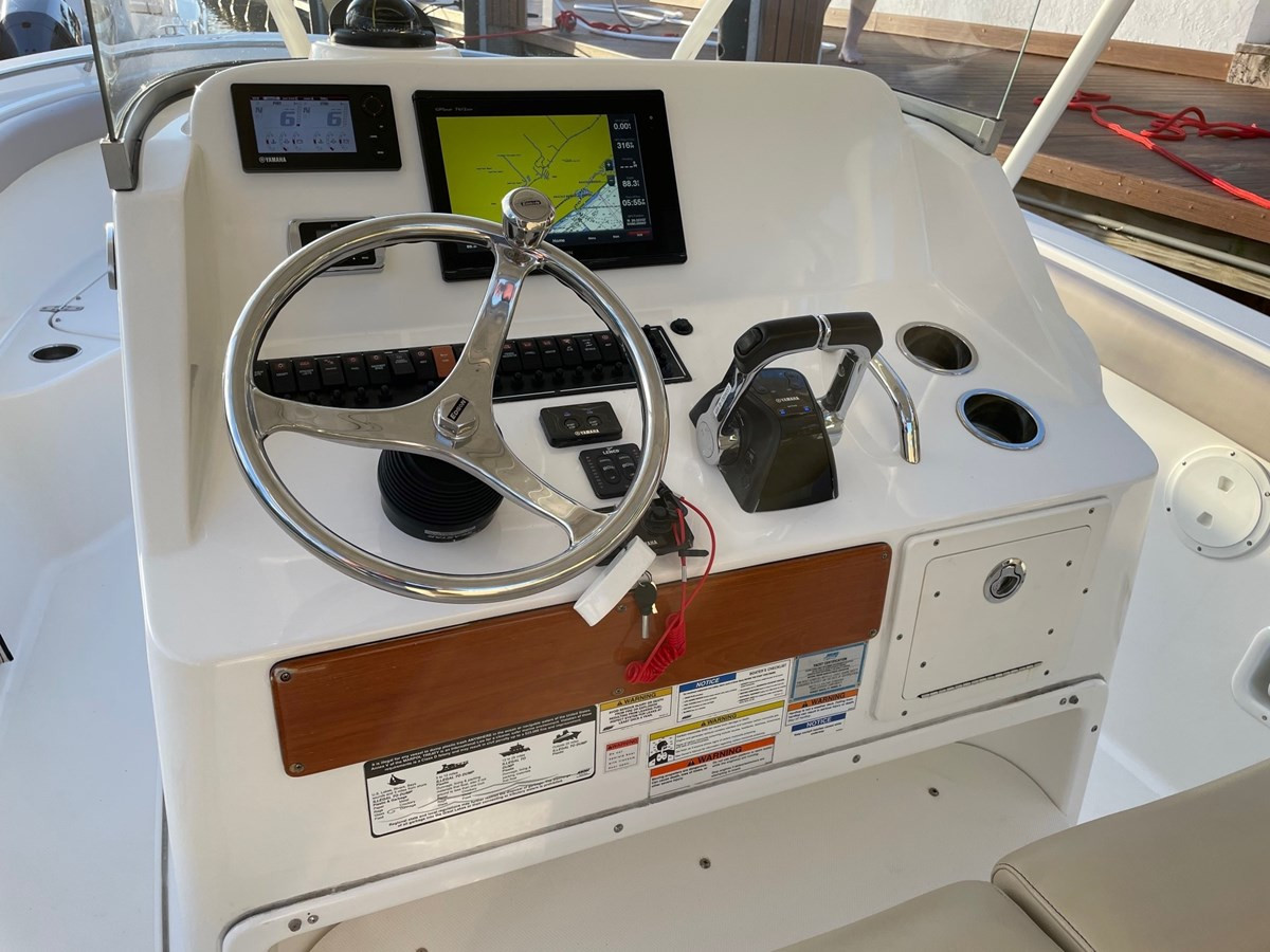 https://arconyachts.ams3.digitaloceanspaces.com/186907/conversions/large_3356478-optimize.jpg