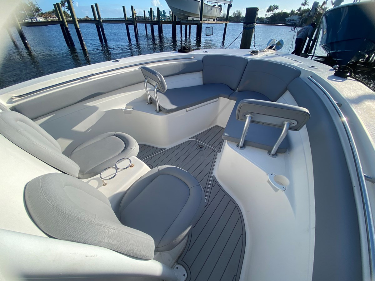 https://arconyachts.ams3.digitaloceanspaces.com/186911/conversions/large_3849213-optimize.jpg