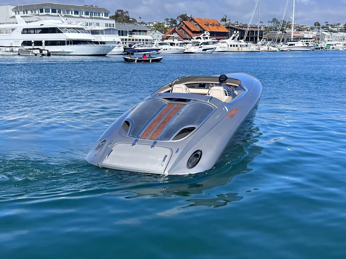 https://arconyachts.ams3.digitaloceanspaces.com/186951/conversions/large_3897350-optimize.jpg
