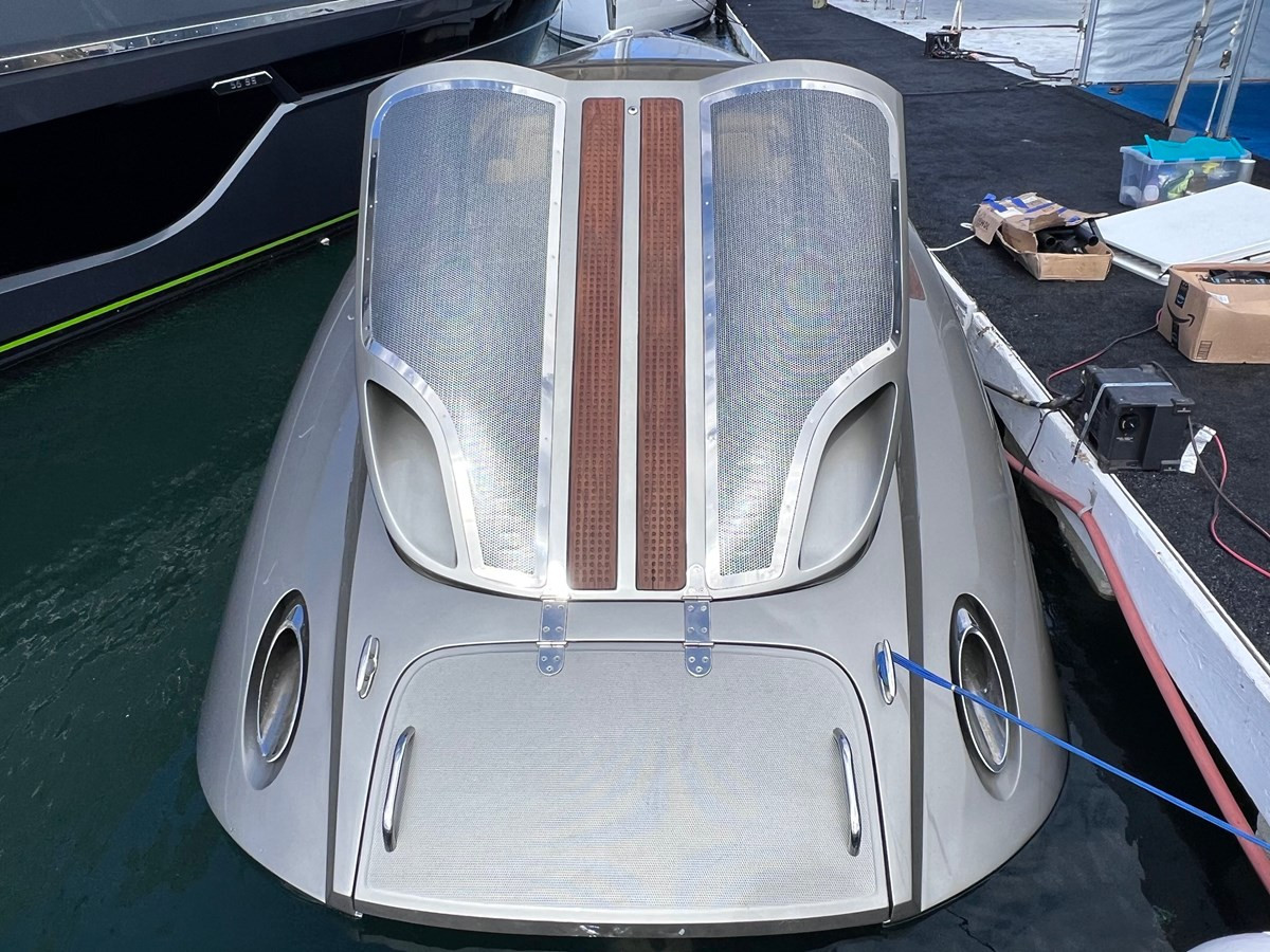 https://arconyachts.ams3.digitaloceanspaces.com/186952/conversions/large_3897347-optimize.jpg
