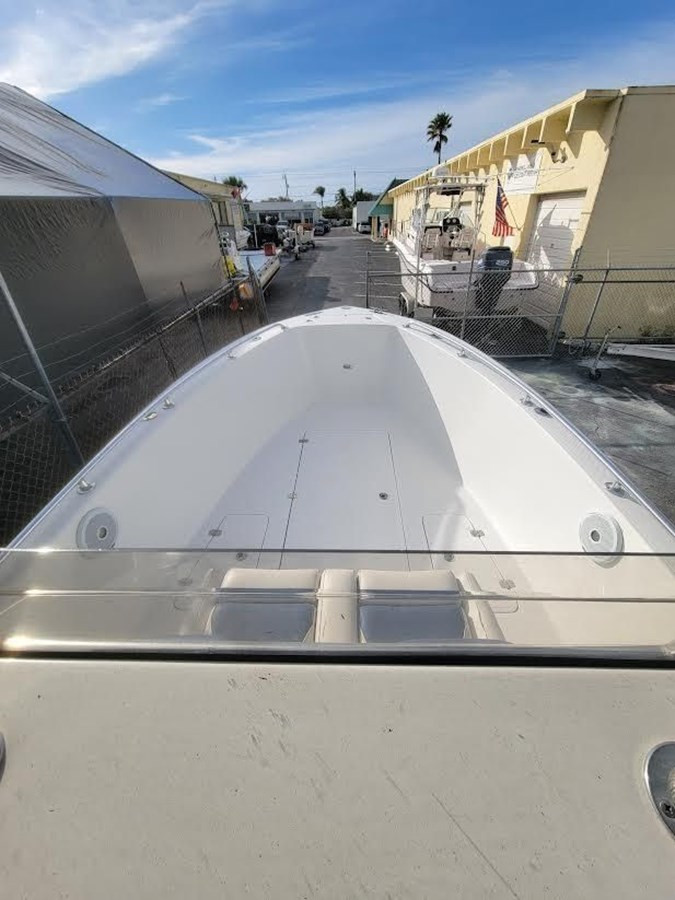 https://arconyachts.ams3.digitaloceanspaces.com/187134/conversions/large_4155637-optimize.jpg