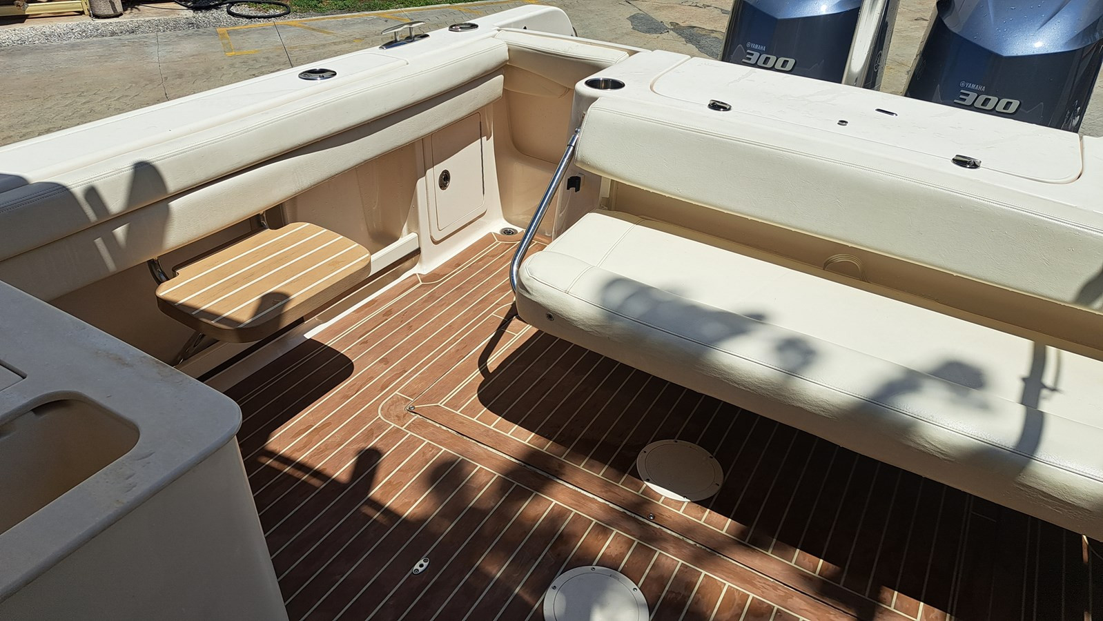https://arconyachts.ams3.digitaloceanspaces.com/187372/conversions/large_4253896-optimize.jpg