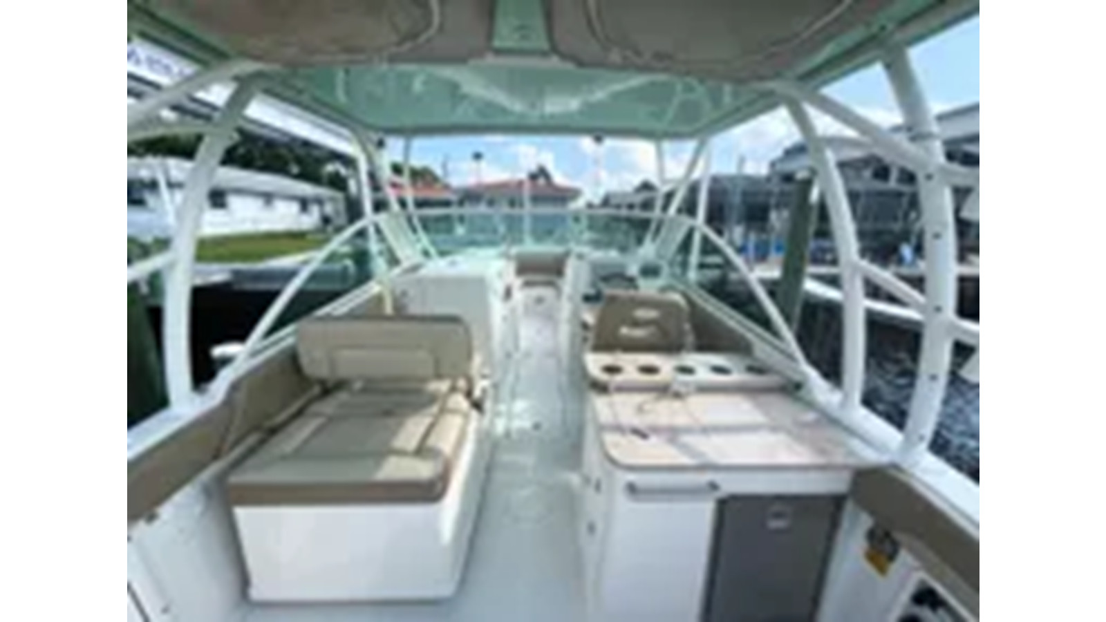 https://arconyachts.ams3.digitaloceanspaces.com/187479/conversions/large_4303686-optimize.jpg