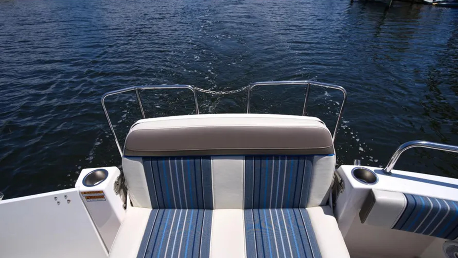 https://arconyachts.ams3.digitaloceanspaces.com/187493/conversions/large_4716302-optimize.jpg