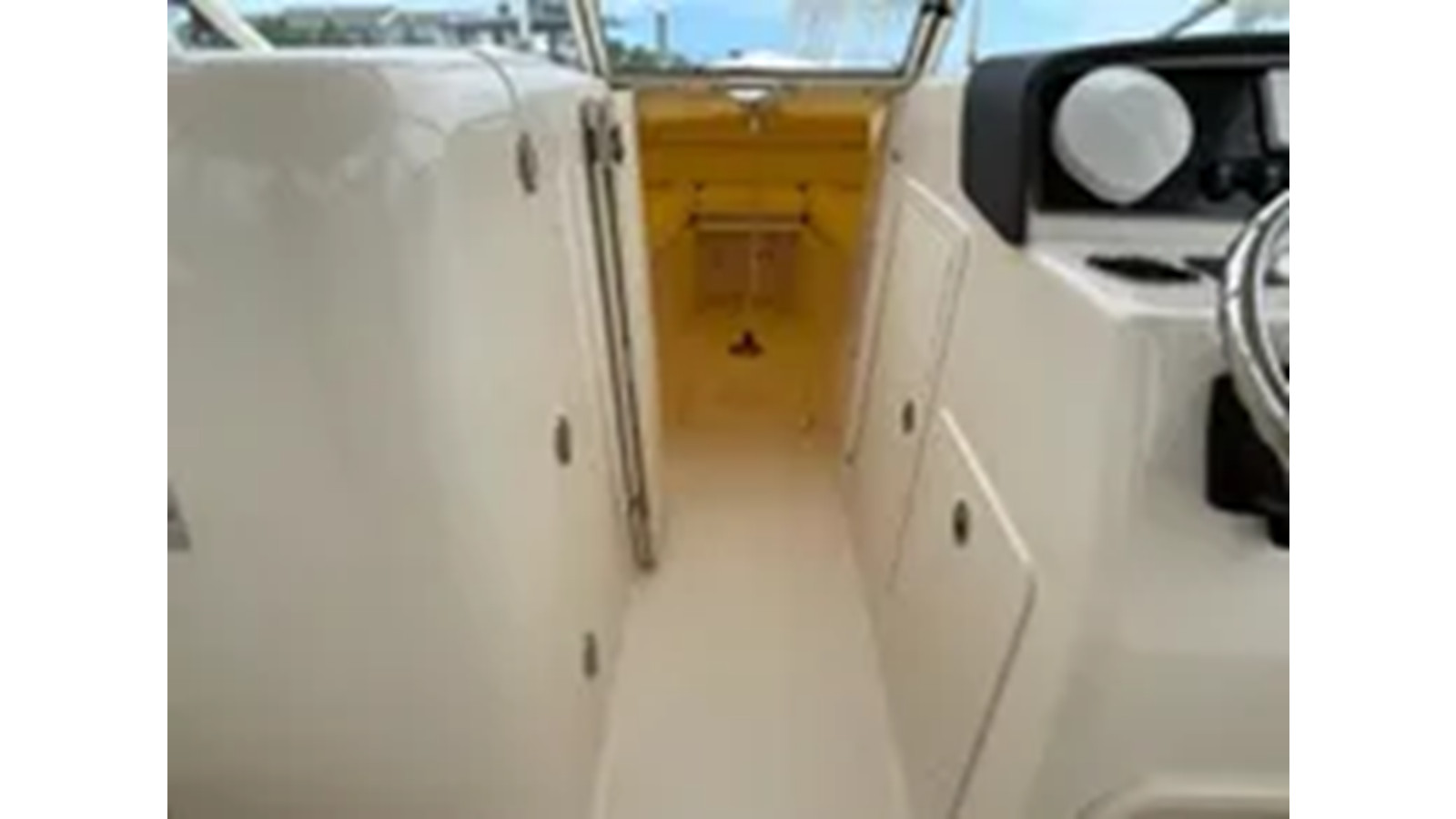 https://arconyachts.ams3.digitaloceanspaces.com/187503/conversions/large_4317040-optimize.jpg